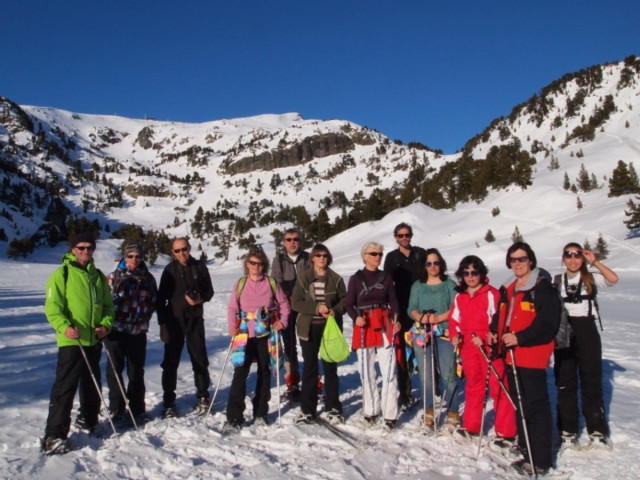 Chamrousse tour guides office's snowshoe outing - © Bureau des Guides et Accompagnateurs de Chamrousse Chamrousse tour guides office's snowshoe outing