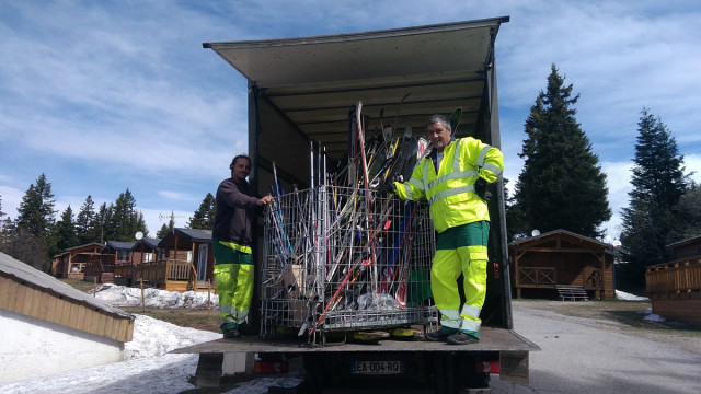 Collecte recyclage ski Chamrousse