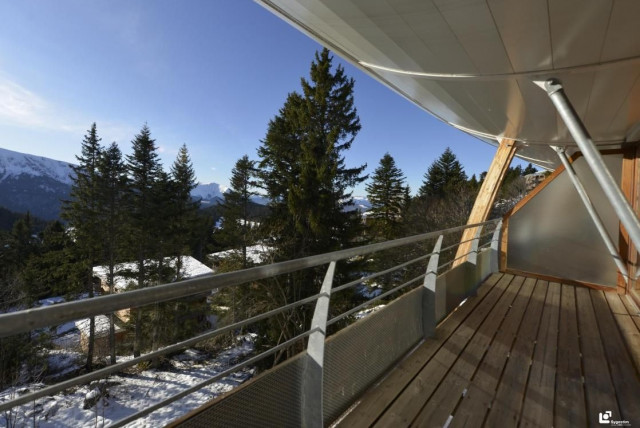 5ee7bf0b6a482fa0a12e30db9b9d309e1591f3fd-2668023