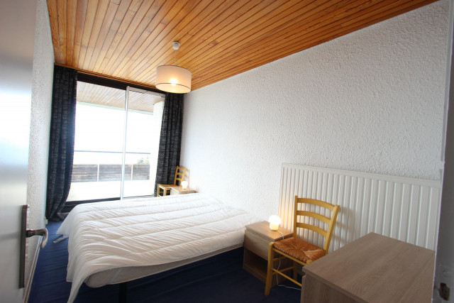 _lv_images__lot_0015010102_09_5928093