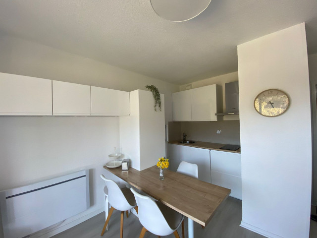 _lv_images__lot_0016140202_04_6043404