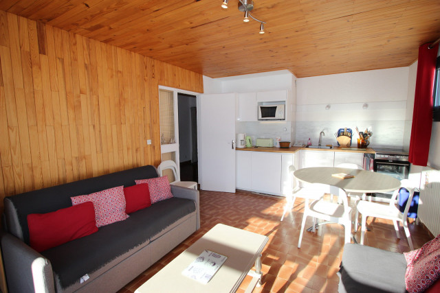 _lv_images__lot_0016190217_03_6080901