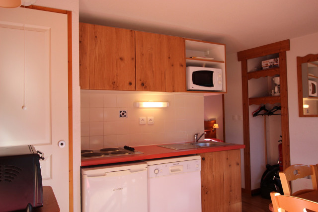 _lv_images__lot_0016190340_02_5879263