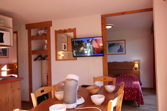 _lv_images__lot_0016190340_03_5882285