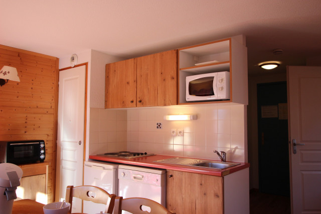 _lv_images__lot_0016190340_04_5959951