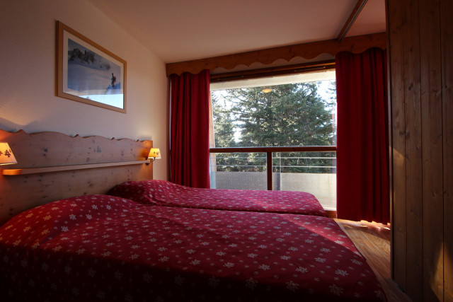 _lv_images__lot_0016190340_10_6059255