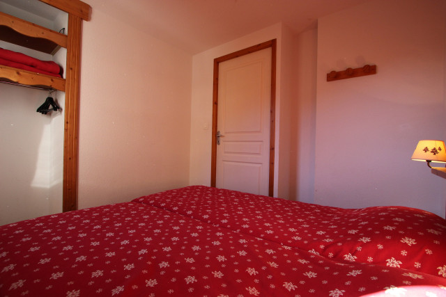 _lv_images__lot_0016190340_12_6065211