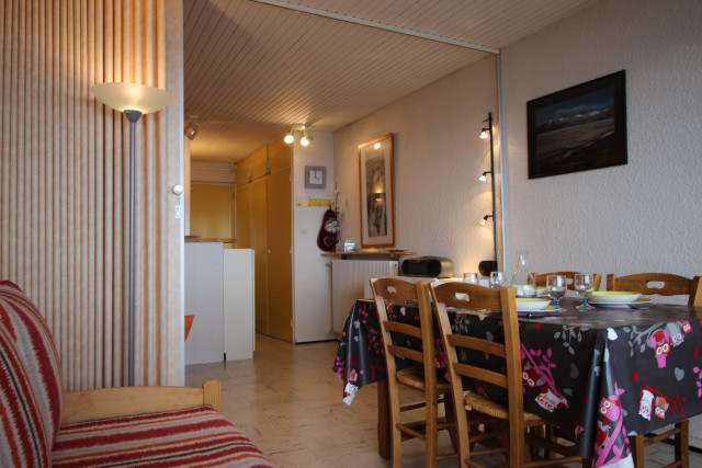 _lv_images__lot_0016190377_02_5906587