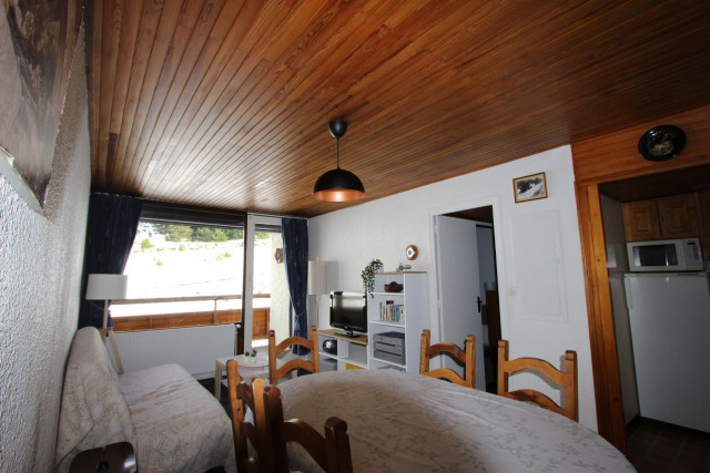 _lv_images__lot_0016190401_11_5933567