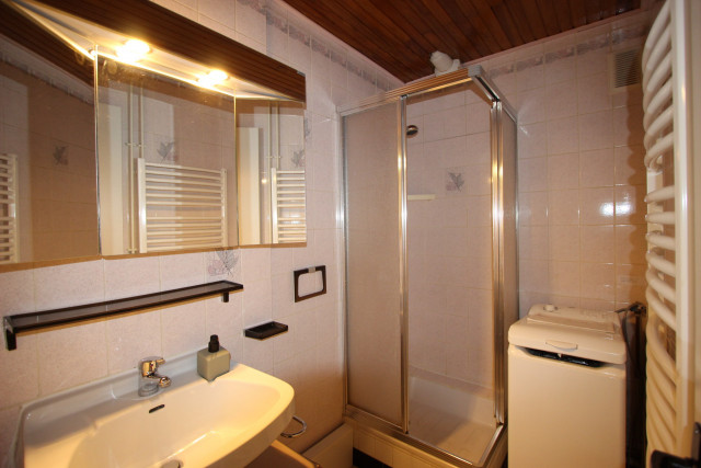 _lv_images__lot_0016190401_13_6046047