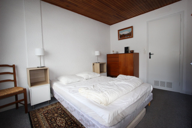 _lv_images__lot_0016190401_14_6001871