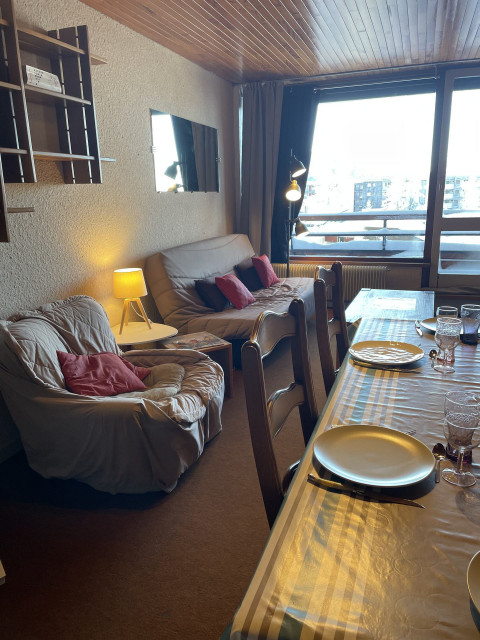 _lv_images__lot_0016190415_01_5974362