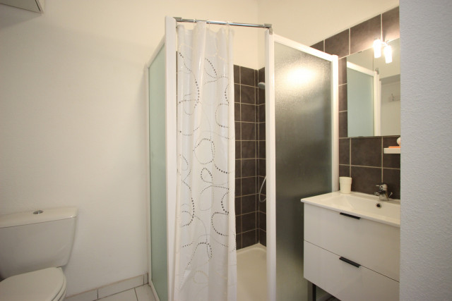 _lv_images__lot_0016190421_05_6001367