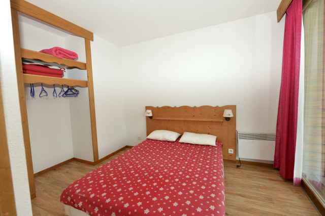 _lv_images__lot_0016190422_03_5920908