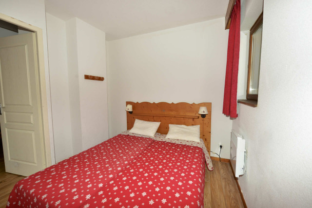 _lv_images__lot_0016190422_05_5900000