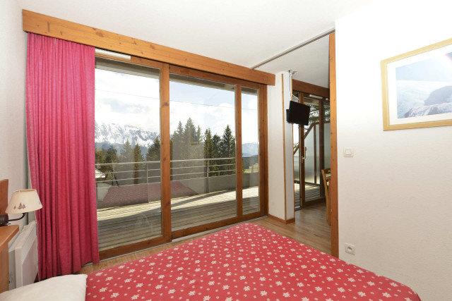 _lv_images__lot_0016190422_06_6082265