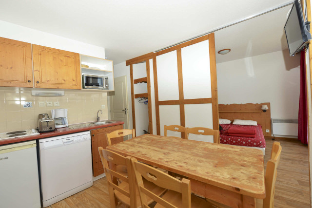 _lv_images__lot_0016190422_07_6088178