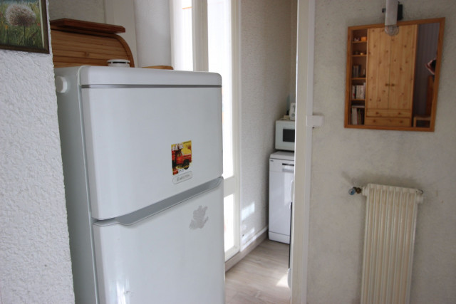 _lv_images__lot_0016190428_09_5831111