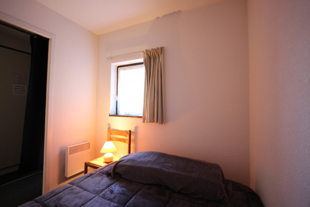 _lv_images__lot_0016190439_07_5856112