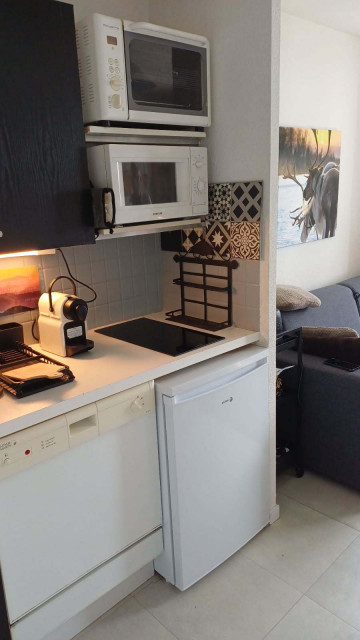 _lv_images__lot_0016190439_14_5948741