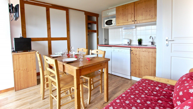 _lv_images__lot_0016190451_03_5754568