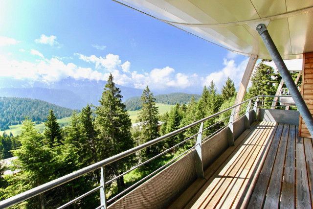 _lv_images__lot_0016190451_05_5680656