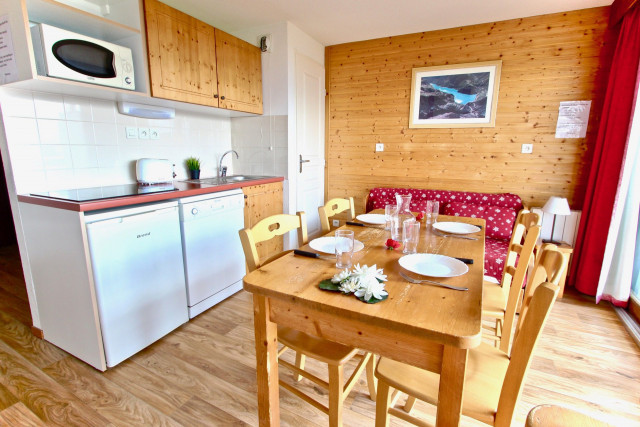 _lv_images__lot_0016190451_10_5804434