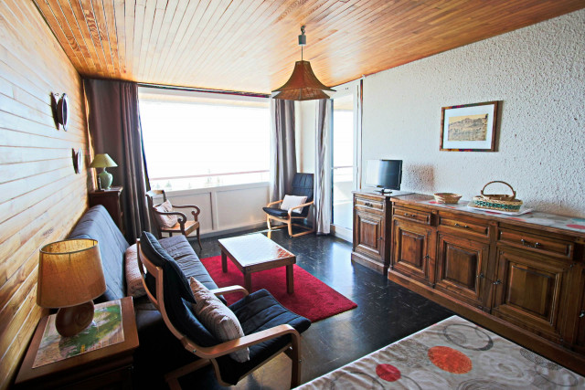 _lv_images__lot_0016190452_01_6106527