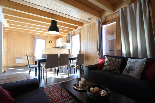 _lv_images__lot_0016190454_06_5861214