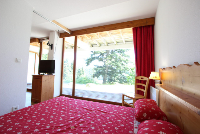 _lv_images__lot_0016190460_03_5627441