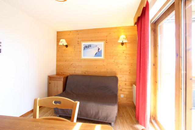 _lv_images__lot_0016190475_03_6028166