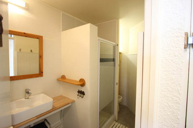 _lv_images__lot_0016190485_06_5941917