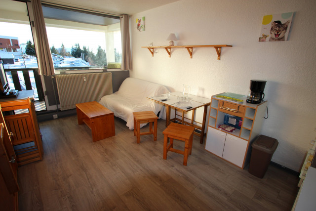 _lv_images__lot_0016190493_01_5906618