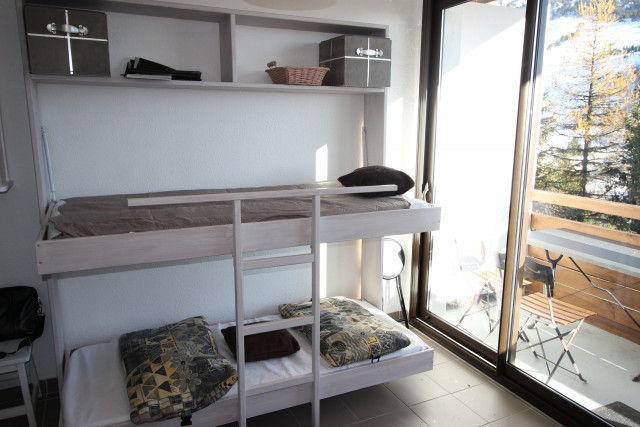 _lv_images__lot_0016190496_08_6063888