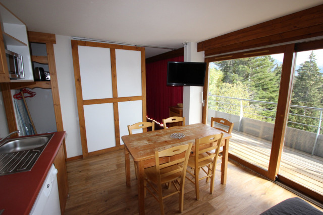 _lv_images__lot_0016190507_03_6073508