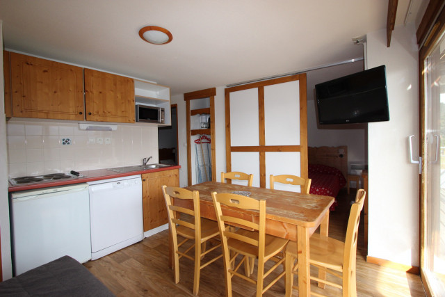 _lv_images__lot_0016190507_11_5974504