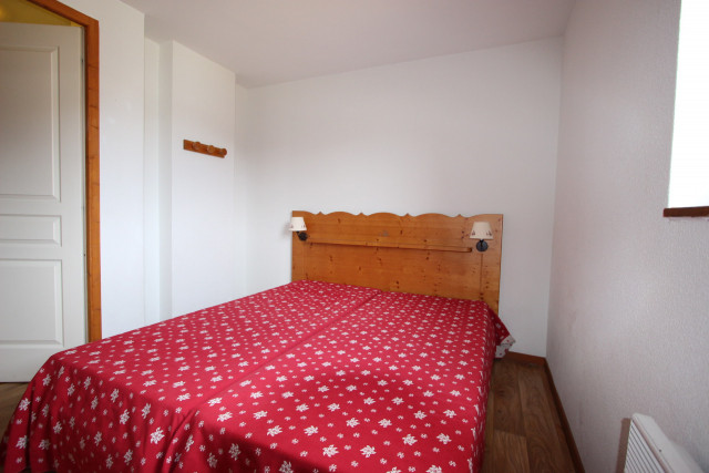 _lv_images__lot_0016190507_12_6093935