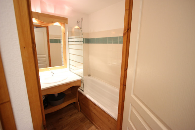 _lv_images__lot_0016190514_10_6053212