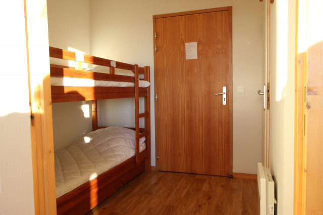 _lv_images__lot_0016190570_03_6036558 _lv_images__lot_0016190570_03_6036558