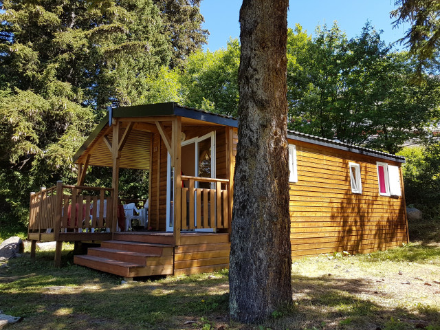 Chamrousse réservation location chalet 3 pièces, 6 personnes 38m² Le Chalet des cimes 17 station ski montagne grenoble isère alpes France