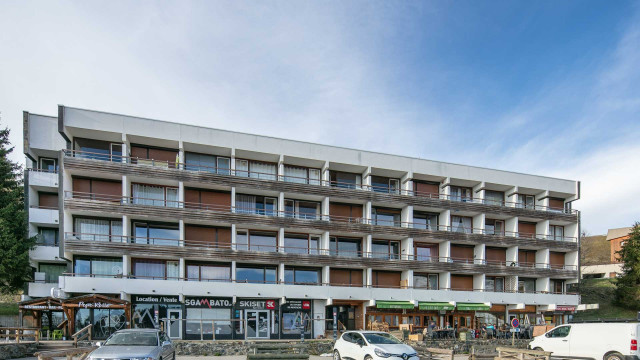 Extérieur vue bâtiment 2P6 le Chamois 304 Chamrousse