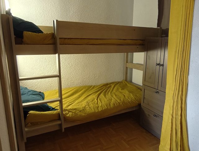 Chamrousse reservation rental apartment 2 rooms cabin 6 people studio 35m² ecrin des neiges resort mountain Grenoble Isère Alps France