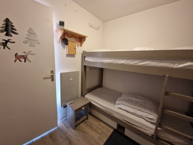 Chamrousse réservation location studio cabine 4 personnes 25m² marmottes station ski montagne grenoble isère alpes France