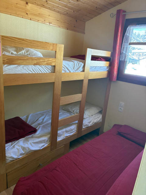 Chamrousse réservation location chalet 3 pièces, 6 personnes 38m² Le Chalet des cimes 3 station ski montagne grenoble isère alpes France