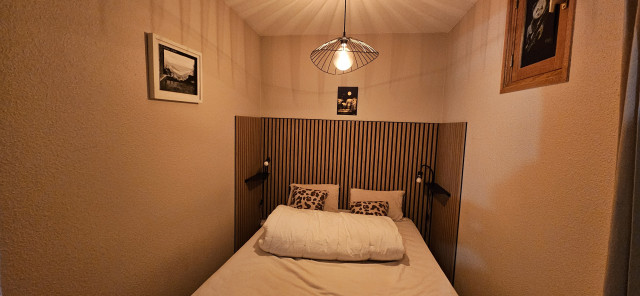 Intérieur chambre 2PC5 Marmottes 206 Chamrousse