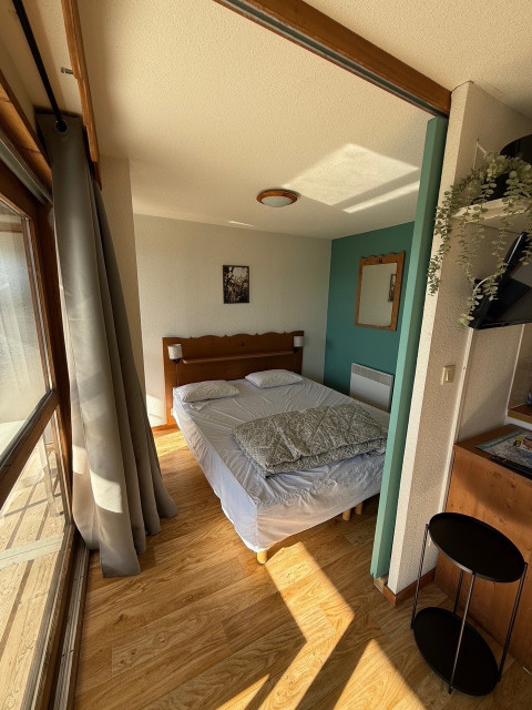 Intérieur chambre double appartement Silenes A12 Chamrousse Intérieur chambre double appartement Silenes A12 Chamrousse