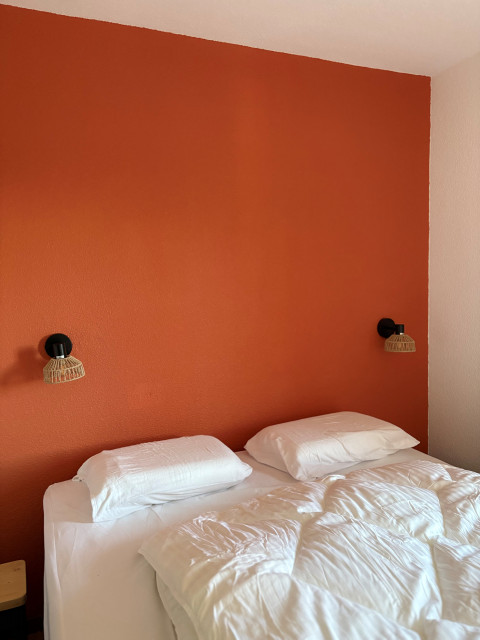 interieur-chambre2-4p8ecrinc56-chamrousse-6472015 interieur-chambre2-4p8ecrinc56-chamrousse-6472015