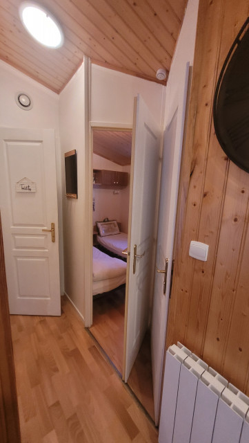 Intérieur couloir Le Chalet des Cimes 38 Chamrousse