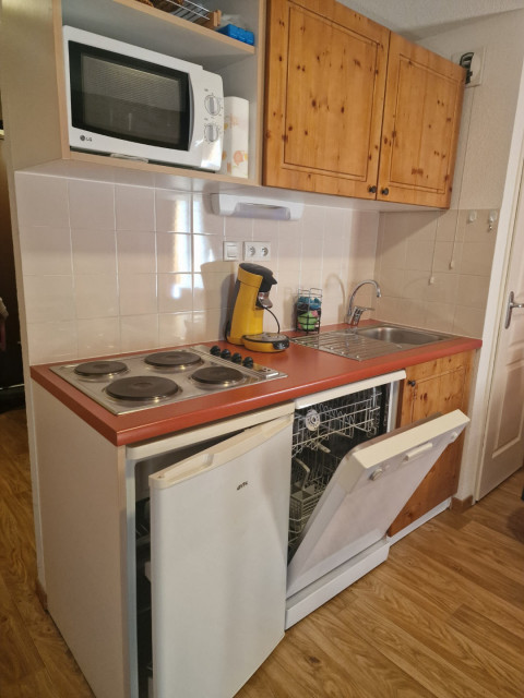 Intérieur cuisine 3P6 VDB Arolles B21 Chamrousse