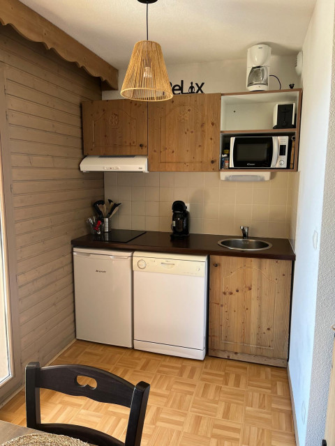 Intérieur cuisine l'Ecrin des neiges B12